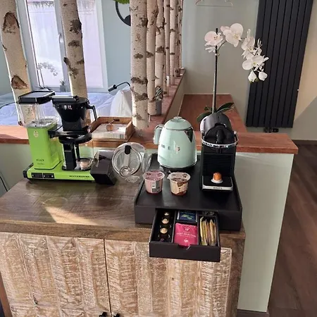 No 1 Διαμέρισμα *